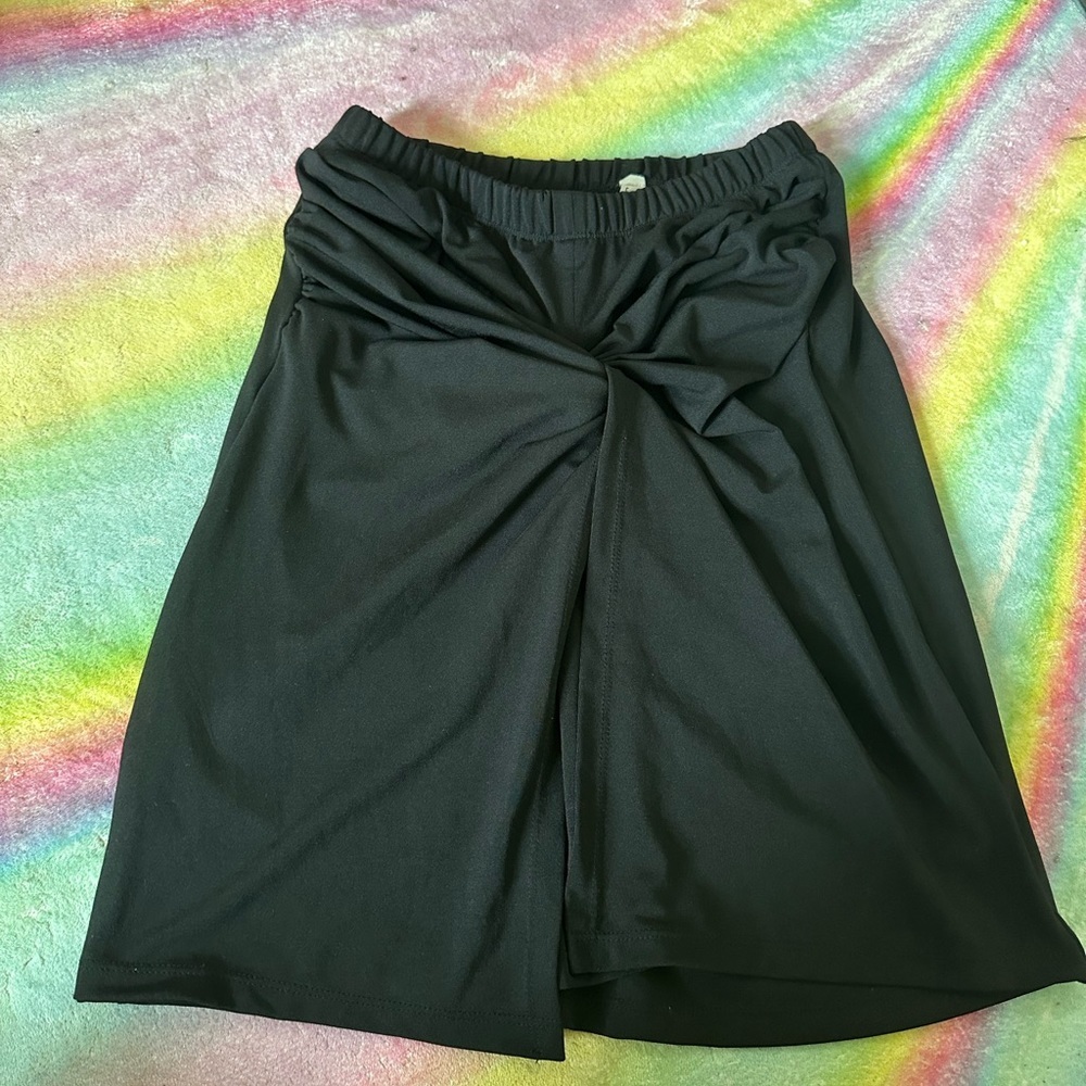 Front Knot Mini Skirt
